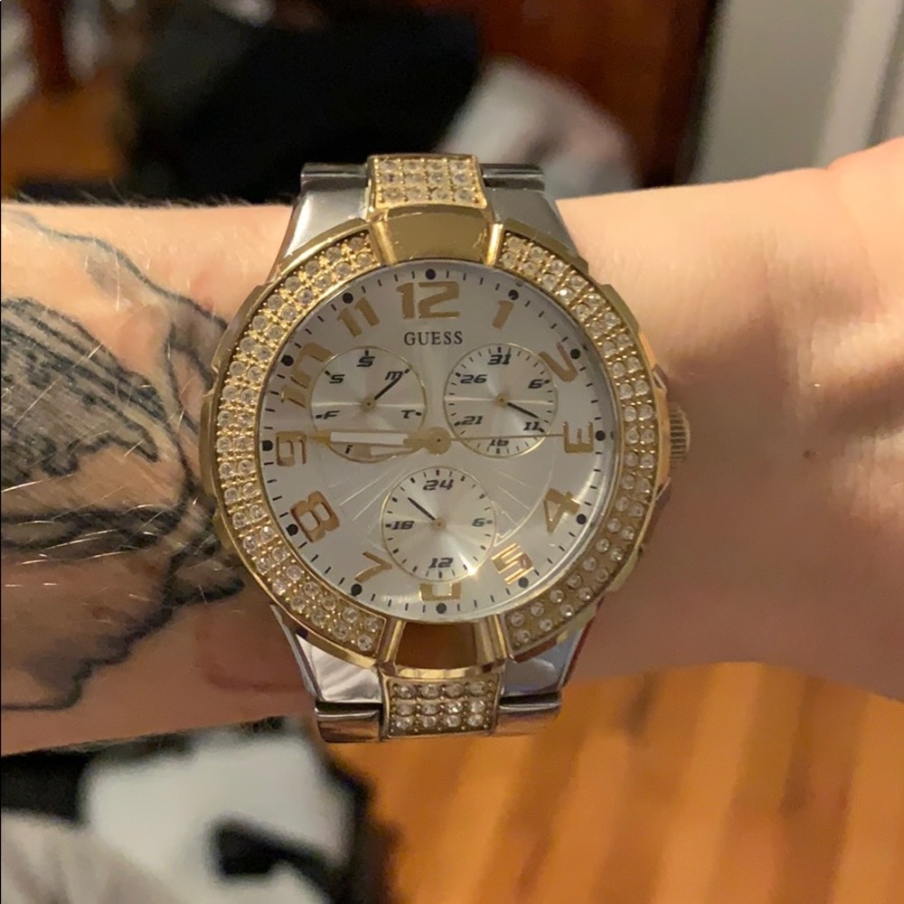 Womens Guess watch . Gold and silver